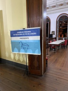 cinepsi-com-o-documentario-intervencao-na-cidade-militarizacao-do-medo-e-realizado-em-petropolis-no-dia-10-de-marco